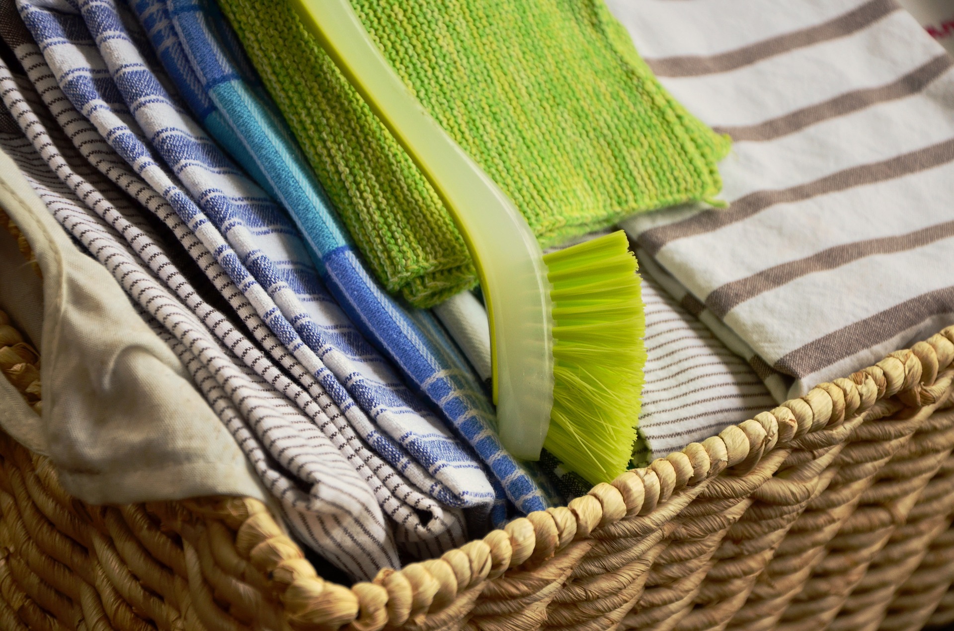 Is it ok to wash your tea towels with your other clothes?