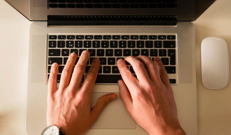 How Custom Writing Services Assist Students?