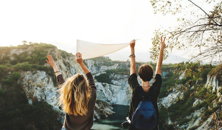 4 Must-Bring Travel Gadgets for Your Next Trip