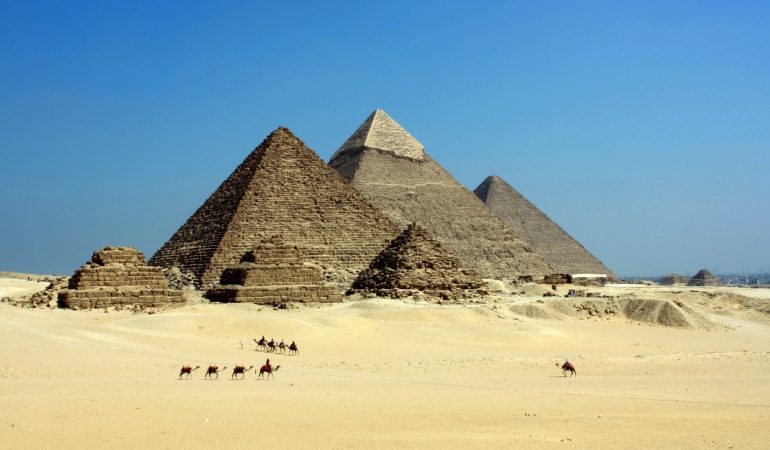 Ultimate Guide to Egypt for the First Time Travel with Children