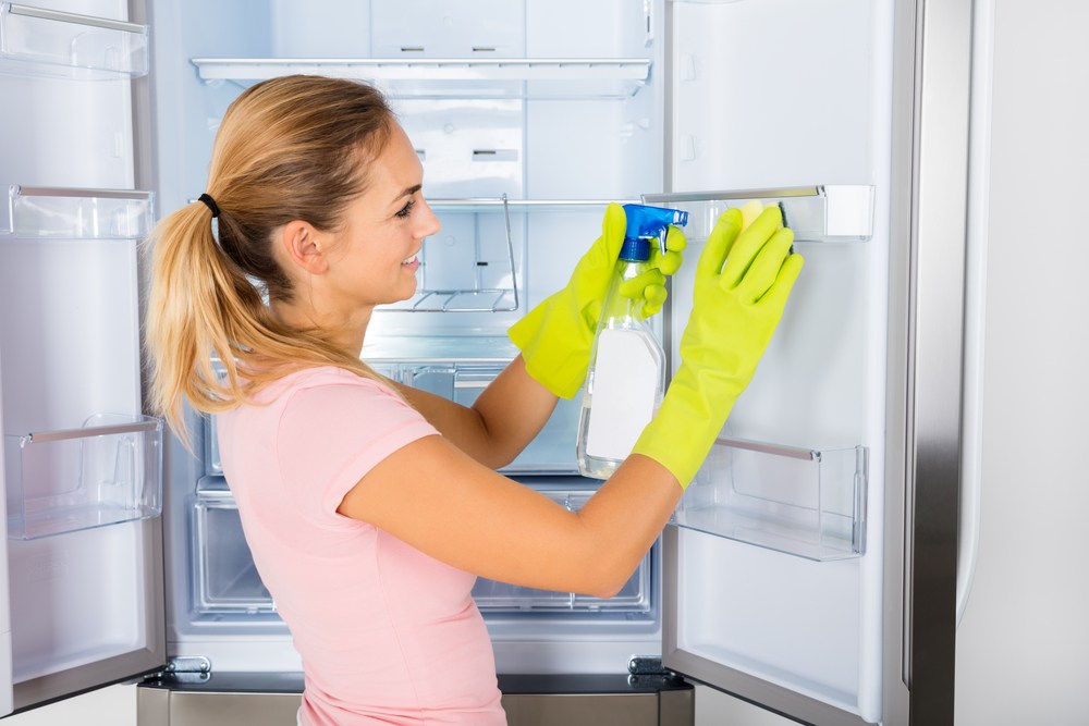 Clean Refrigerator